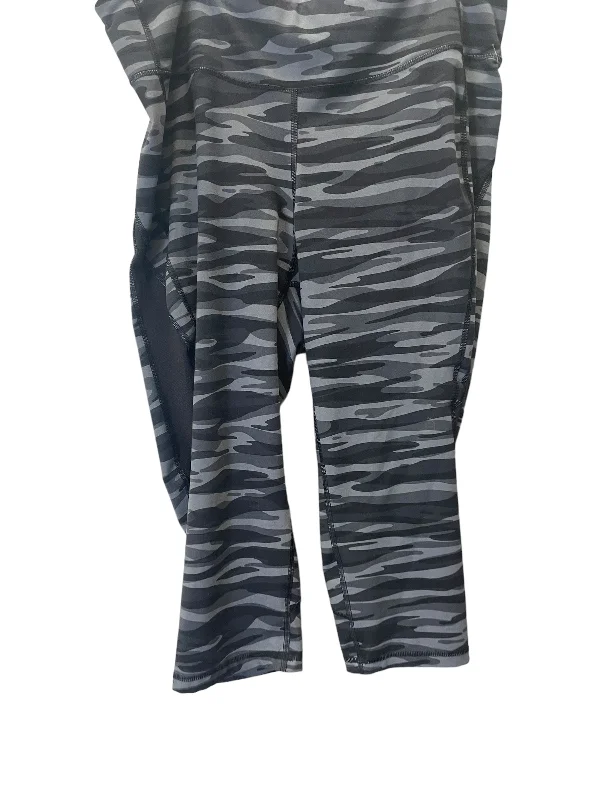 Cool Summer Camouflage Print Athletic Leggings Old Navy, Size 2x