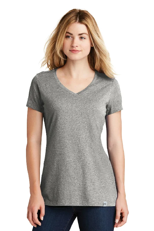 Knitted Design New Era Womens Heritage Short Sleeve V-Neck T-Shirt - Light Graphite Grey Twist Knitted Design New Era Womens Heritage Short Sleeve V-Neck T-Shirt - Light Graphite Grey Twist
