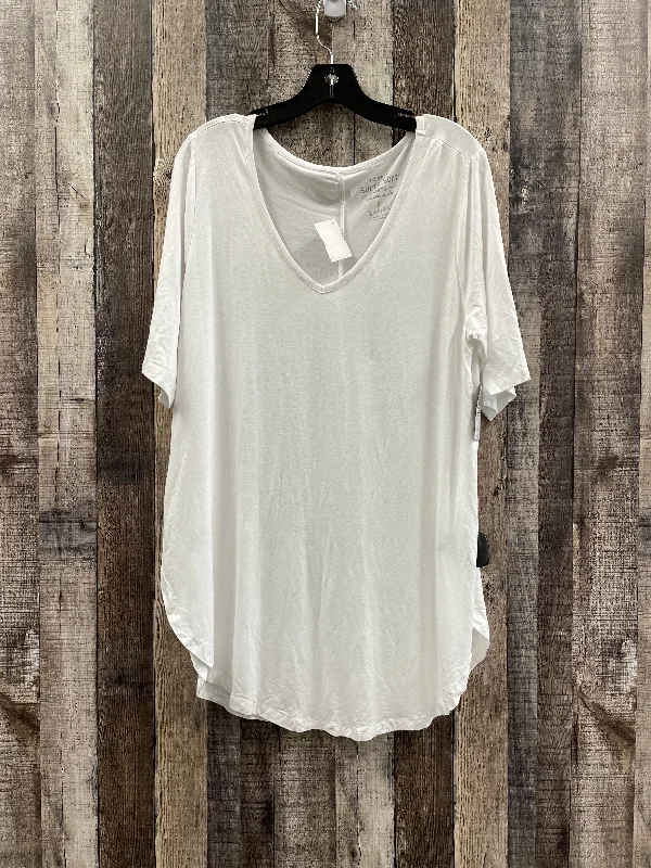 Exquisite Design Top Short Sleeve By Torrid In White, Size: 2x